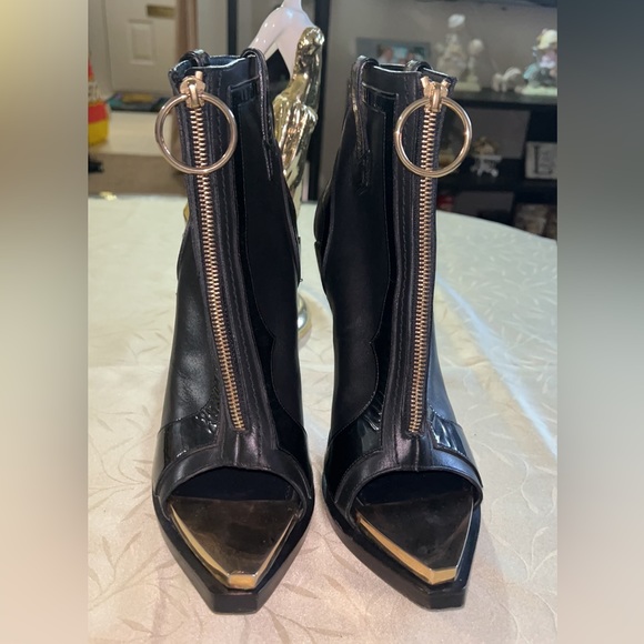 Givenchy Open toe Front zip Heeled Booties - Picture 2 of 12